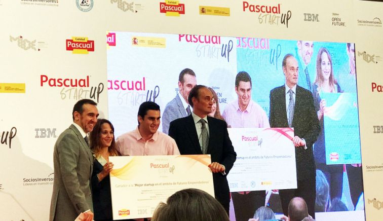 Dos estudiantes de la UPNA ganan un concurso nacional de la empresa Calidad Pascual que reconoce a futuros emprendedores