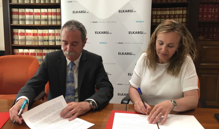 Desarrollo Económico firma un convenio con Elkargi para mejorar la financiación de pymes, empresas de trabajo autónomo y proyectos innovadores