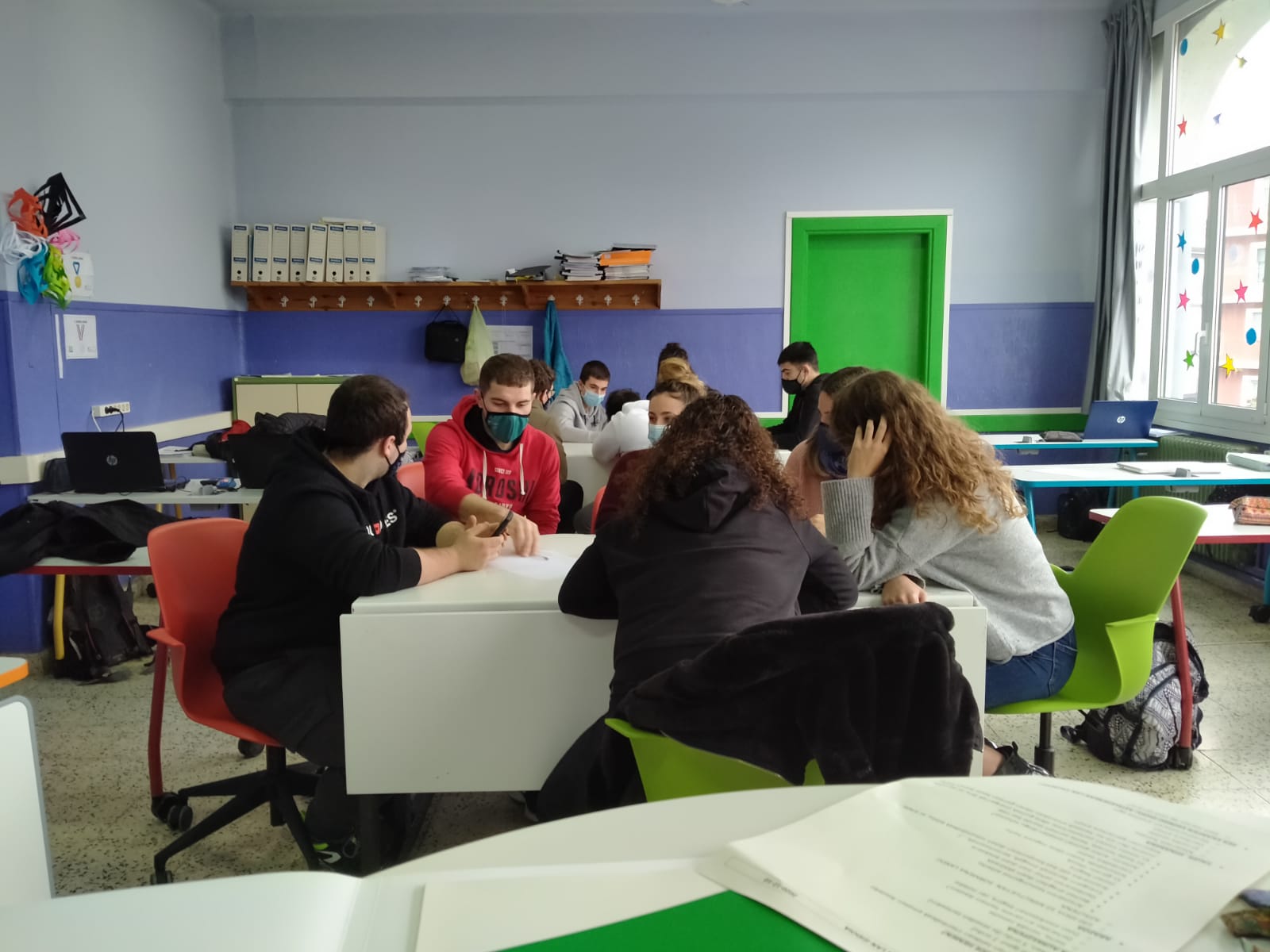 Talleres de sensibilización hacia el emprendimiento en institutos de la Montaña Navarra