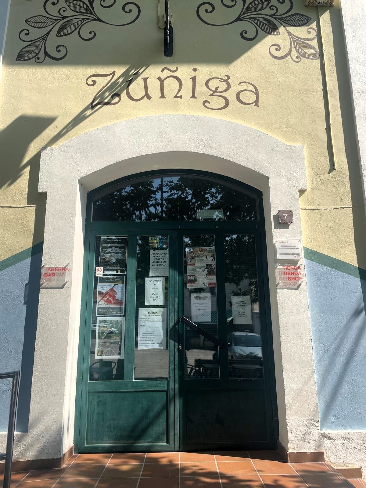 ARRENDAMIENTO DEL SERVICIO DE BAR Y TIENDA EN ZÚÑIGA
